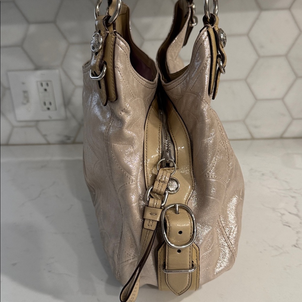 Coach Maggie Metallic Beige Quilted Shoulder Bag, EUC - Picture 3 of 15